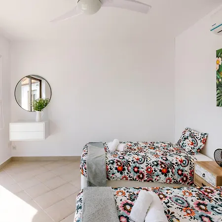 Dream Villa In Tala With Private Pool, Sea & Mountain Views & Garden Retreat 度假居 *