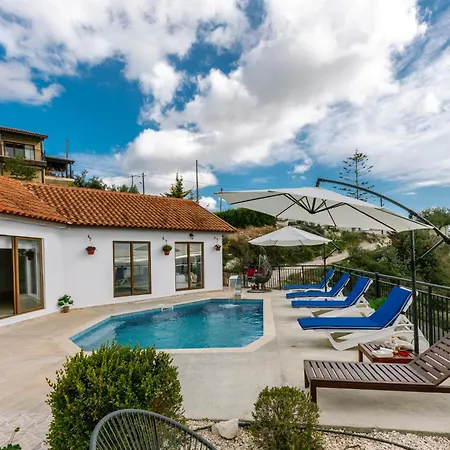Dream Villa In Tala With Private Pool, Sea & Mountain Views & Garden Retreat 度假居 Paphos