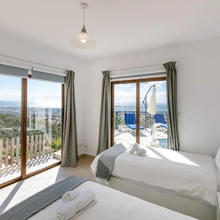度假居 Dream Villa In Tala With Private Pool, Sea & Mountain Views & Garden Retreat *